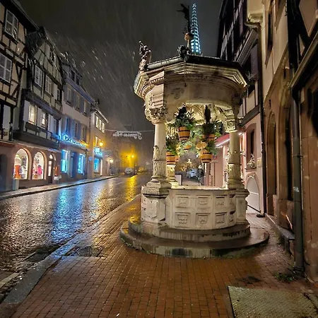 Estrasburg Warm In The Center Of Obernai *